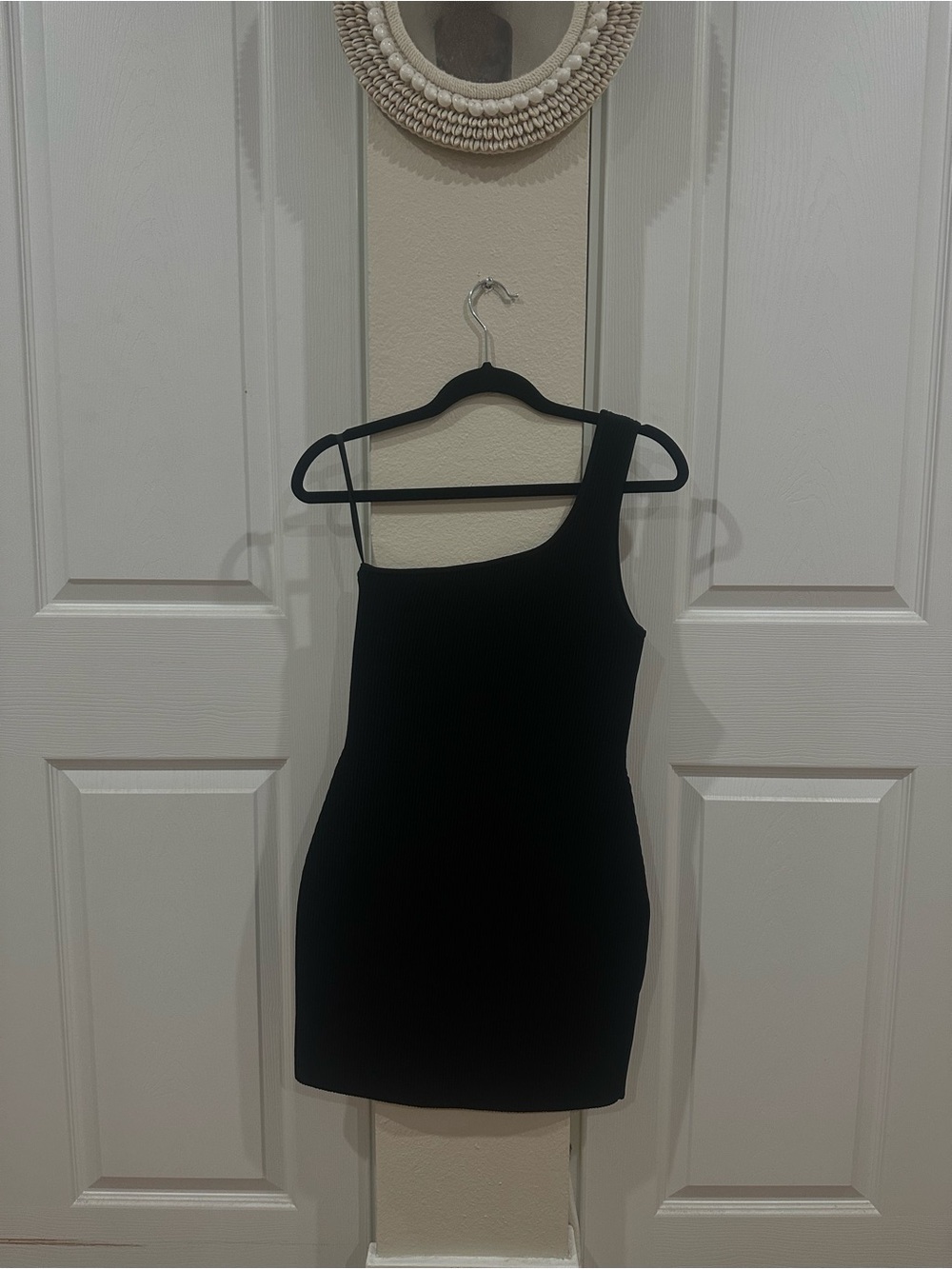 Aritzia Babaton Black One-Shoulder Bodycon Mini Dress